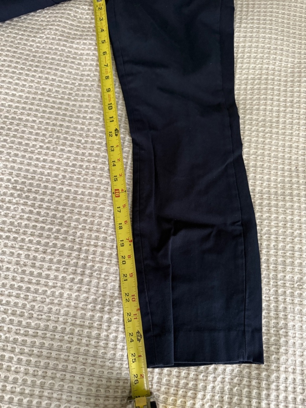 Everlane navy side zip pants in size 6 - Picture 5 of 7